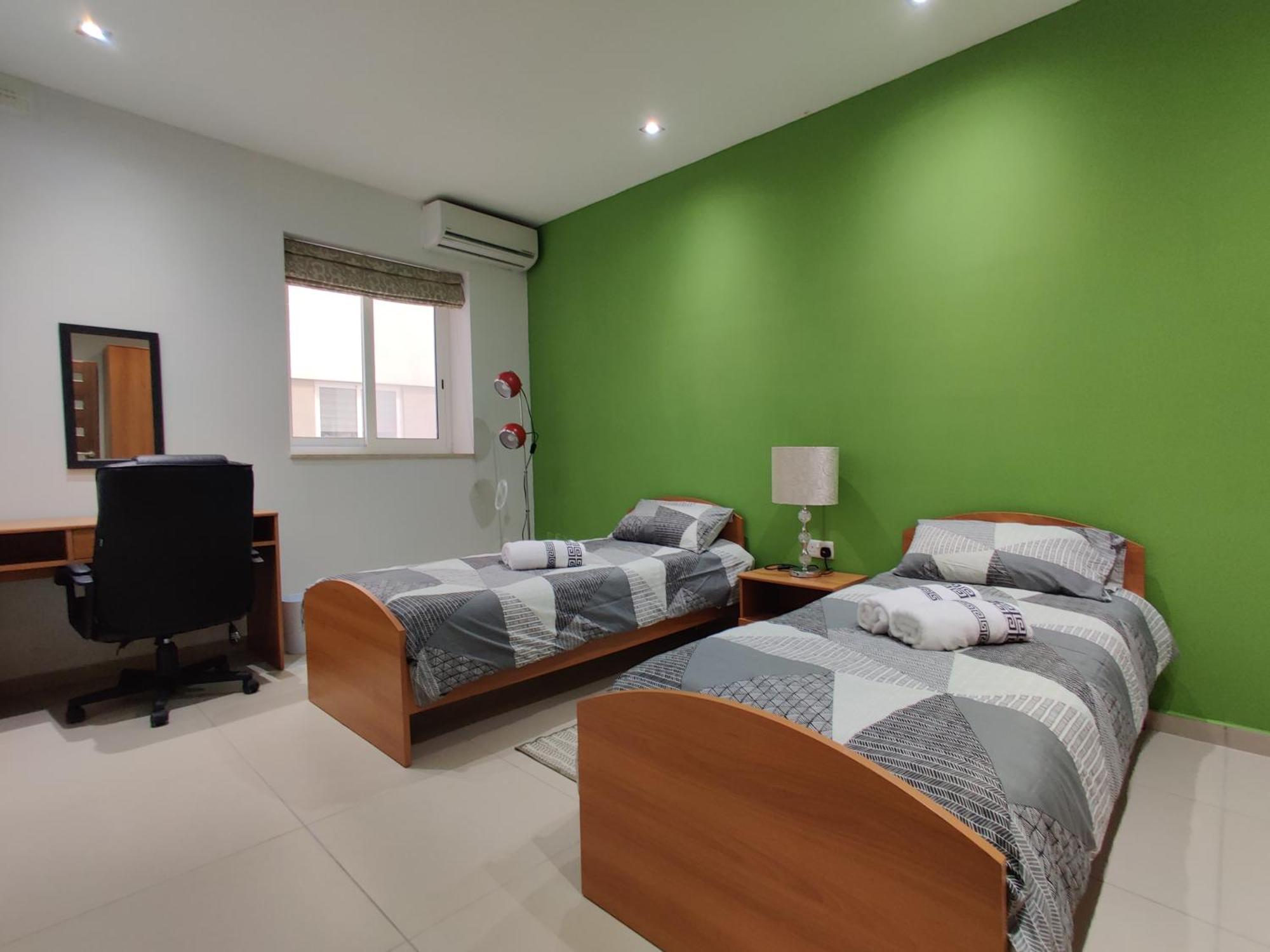Depiro Point Deluxe - Modern, Designer Apartment 2 Minutes Away From Popular Sliema Seafront Екстериор снимка