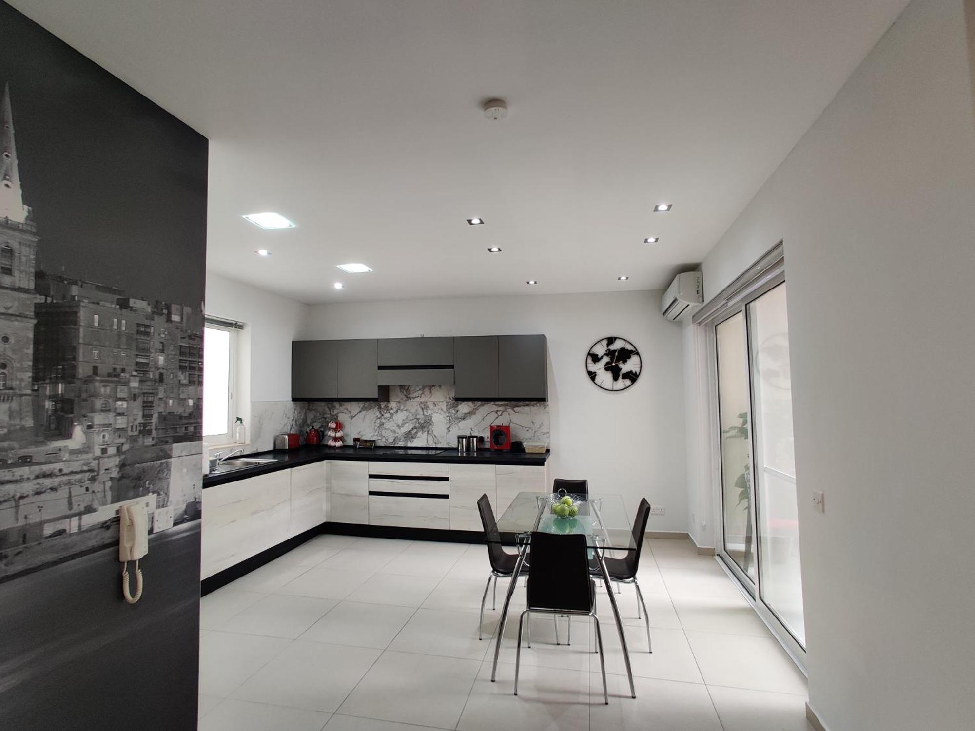 Depiro Point Deluxe - Modern, Designer Apartment 2 Minutes Away From Popular Sliema Seafront Екстериор снимка